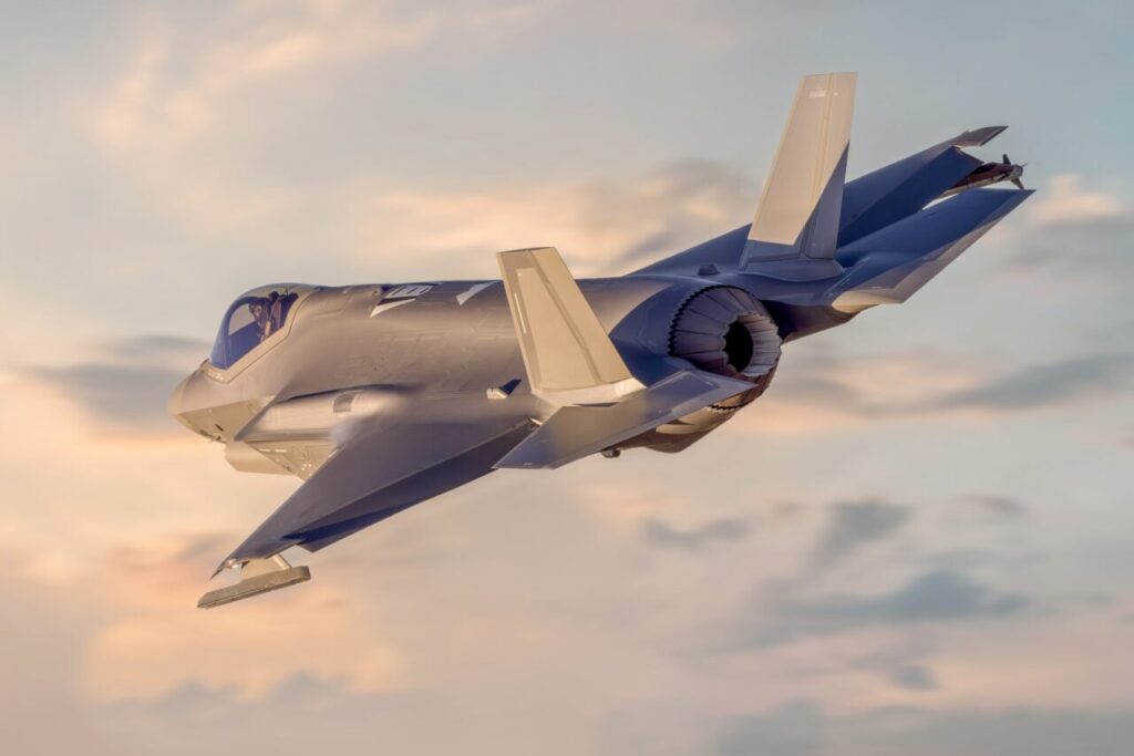 덴마크는 새로운 F-35 전투기를 받고 함대를 ​​15로 가져옵니다