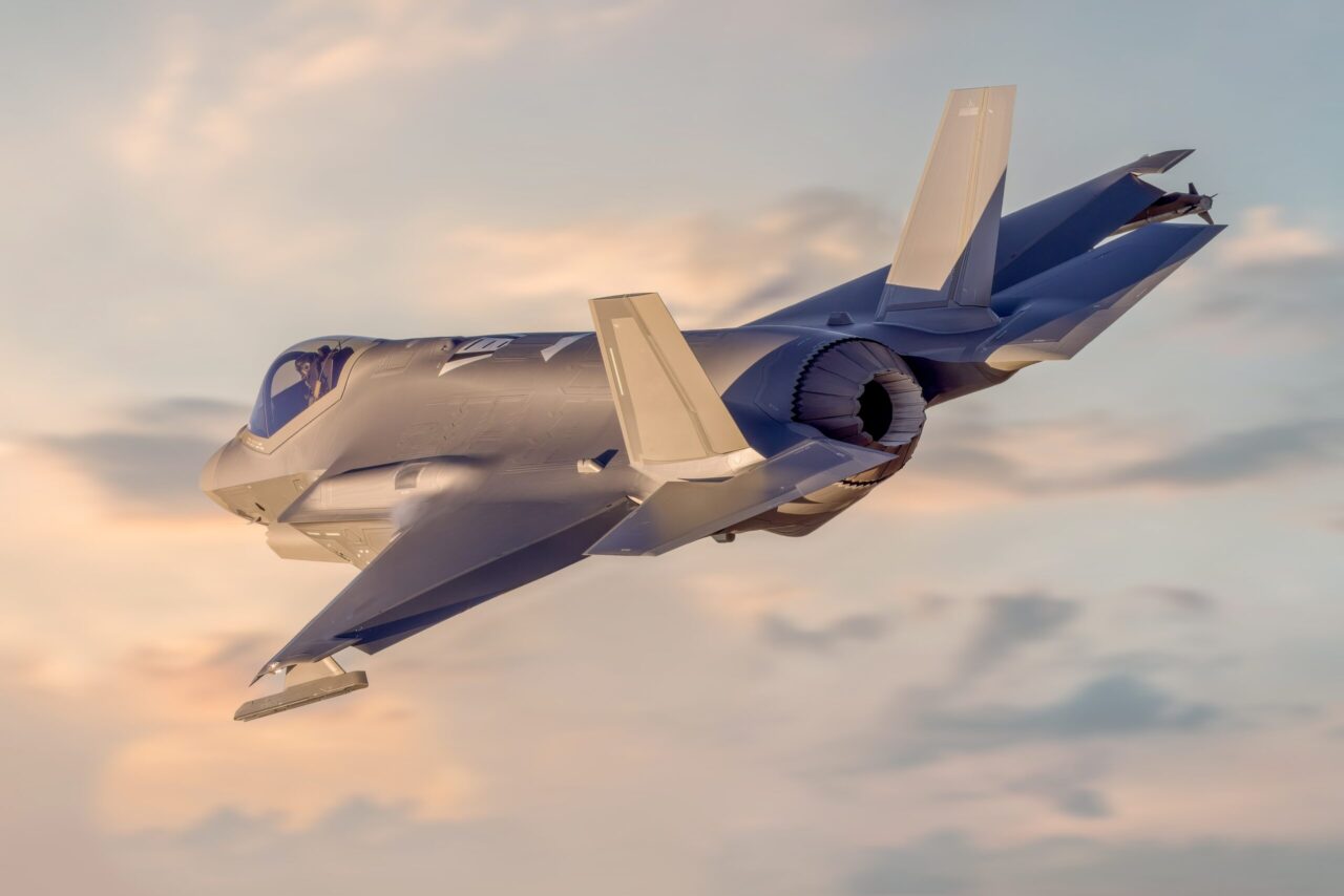 덴마크는 새로운 F-35 전투기를 받고 함대를 ​​15로 가져옵니다