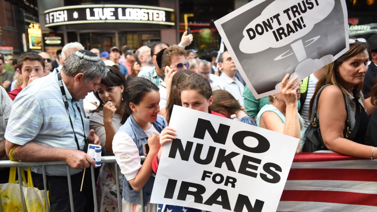 미국이이란의 핵 프로그램에 대해“최대 압력”을 유지 해야하는 이유