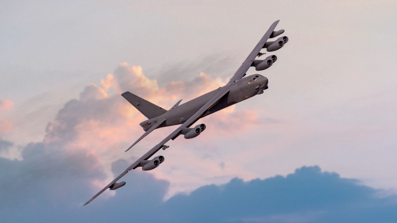 중국 군사 연구원들은 B-52를 B-2 또는 F-35보다 큰 위협으로 평가합니다.