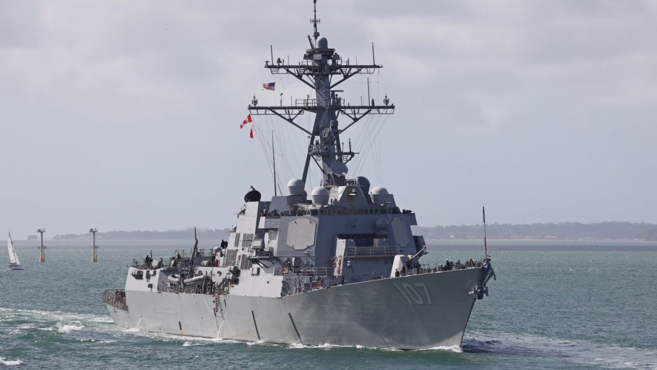 중동에있는 미국의 존재는 얼마입니까?