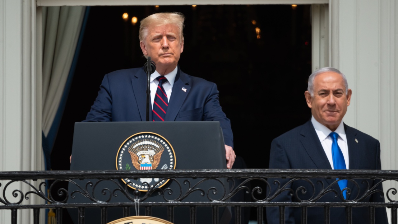 트럼프 행정부는이란에 대한 이스라엘의 공격에 어떻게 반응 할 것인가?