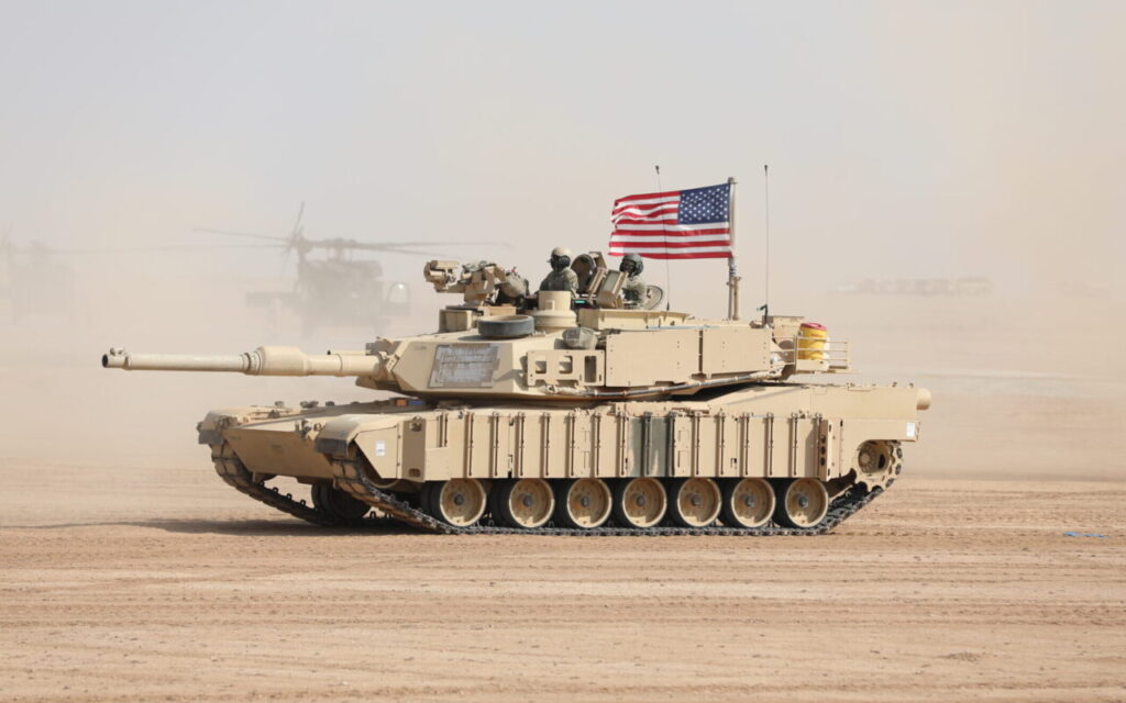 호주는 처음으로 아브람 전차를 우크라이나로 보냅니다