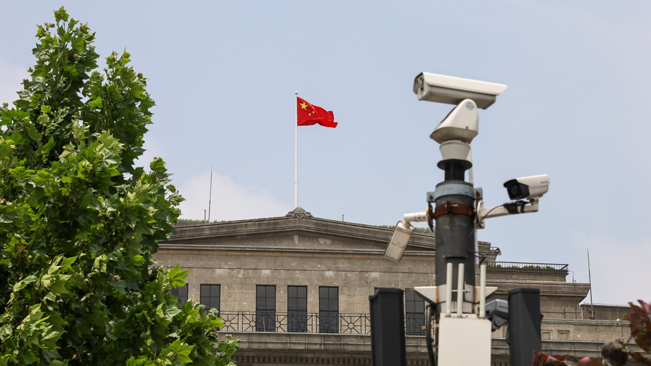 그리스는 방금 중국 스파이의“가족”을 잡았습니다